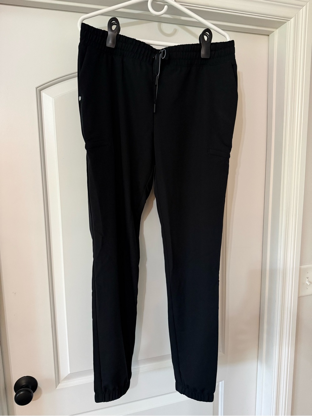 Jaanuu Jace Skinny 7-pocket Scrub Jogger